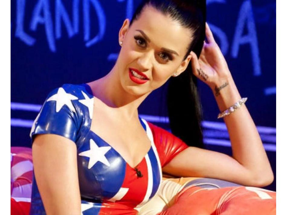 Katy Perry Fakes