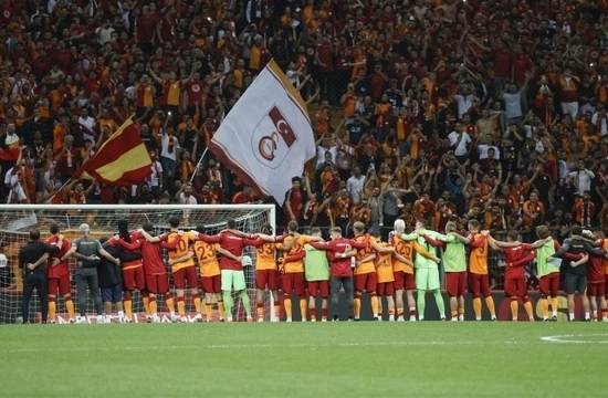 Galatasaray Taraftarından Kombine Yenilemesine Yoğun Talep - Futbol